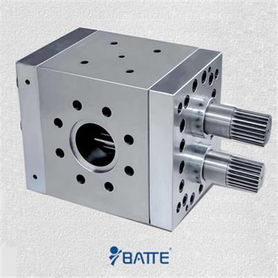 Biaxial driver extrusion melt pump